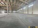 Warehouses to let in Skladišna hala - 6000m2, Krnješevci
