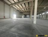 Warehouses to let in Skladišna hala - 6000m2, Krnješevci