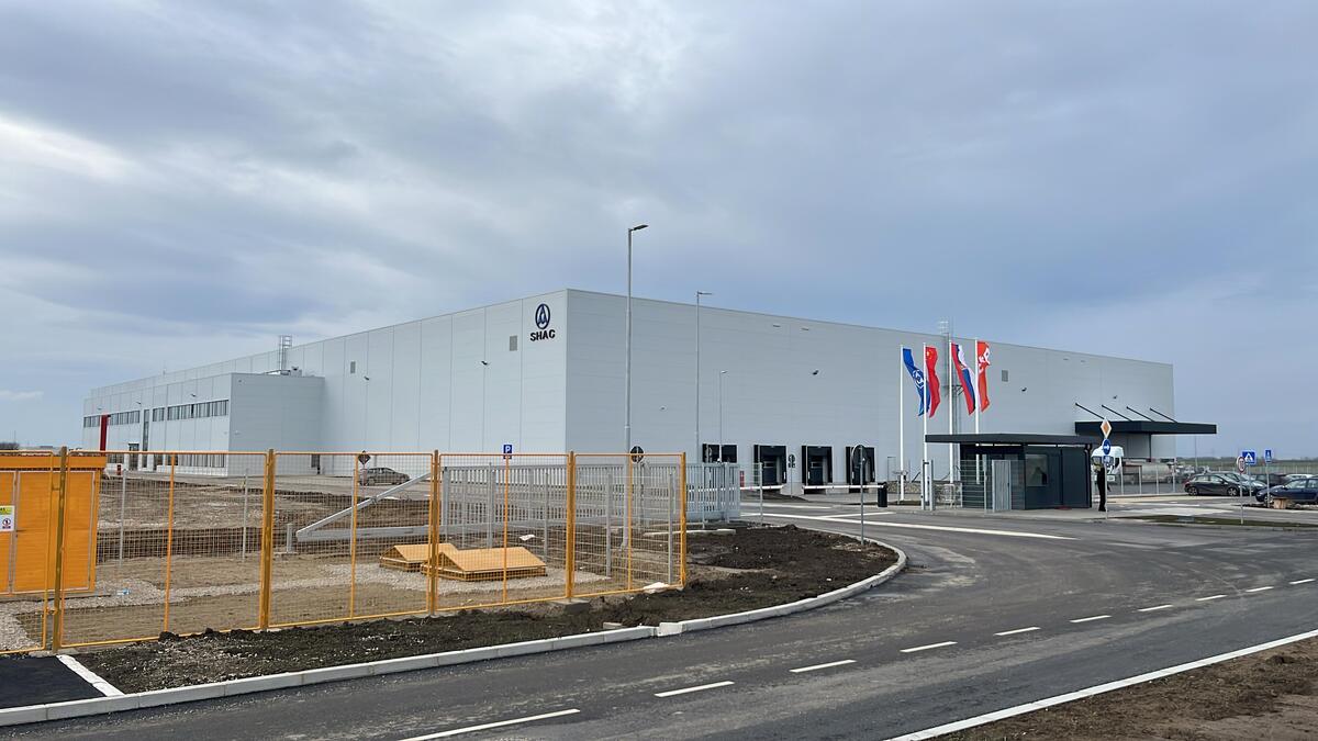 Šangajska firma prvu fabriku u Evropi otvorila u Kaću: Posao za 200 ljudi