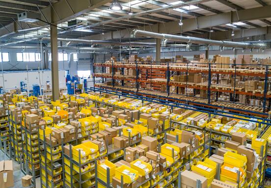 Kako unaprediti poslovanje kroz modernu logistiku i opremanje magacina